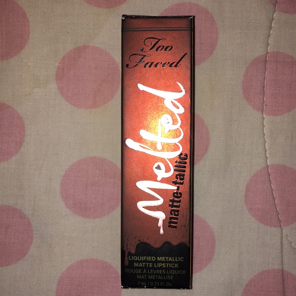 Too Faced Matte-tallic Liquid Lipstick